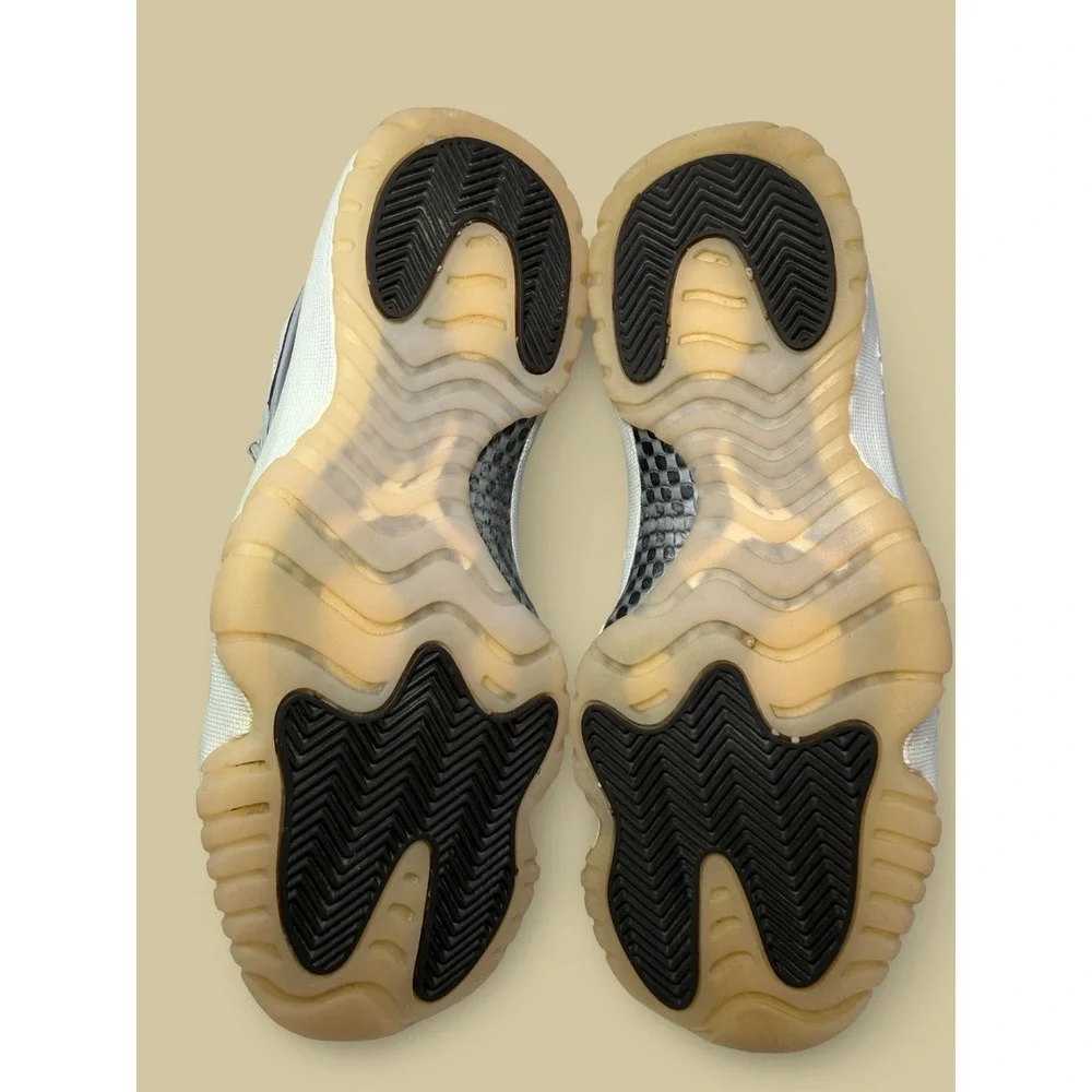 Nike Air Jordan 11 Retro Concord White Black Men's 9.5 OG Patent Leather